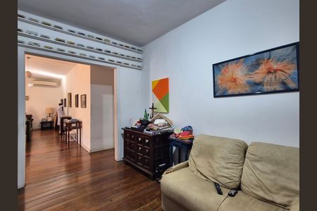 Casa à venda com 550m², 4 quartos e 2 vagas