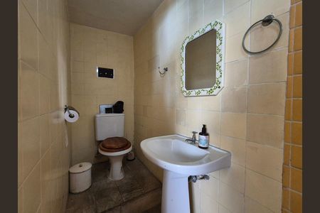 Casa à venda com 550m², 4 quartos e 2 vagas