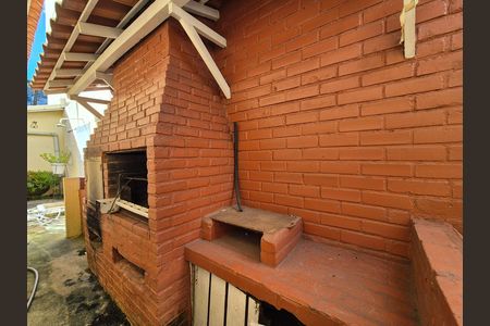 Casa à venda com 550m², 4 quartos e 2 vagas