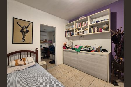 Casa à venda com 550m², 4 quartos e 2 vagas