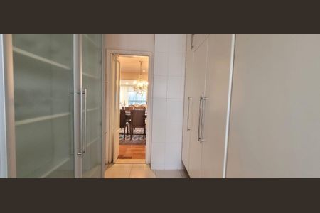 Apartamento à venda com 2000m², 3 quartos e 4 vagas