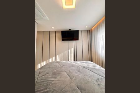 Apartamento à venda com 130m², 3 quartos e 2 vagas Apartamento à venda com 130m², 3 quartos e 2 vagasSuíte