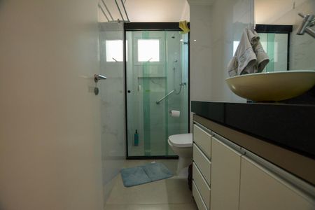 Apartamento à venda com 82m², 3 quartos e 1 vaga Apartamento à venda com 82m², 3 quartos e 1 vagaBANHEIRO