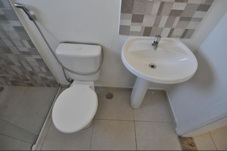 Banheiro de casa para alugar com 1 quarto, 35m² em Tucuruvi, São Paulo