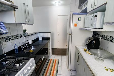 Apartamento para alugar com 51m², 2 quartos e 1 vaga Apartamento para alugar com 51m², 2 quartos e 1 vagaCozinha - Armários