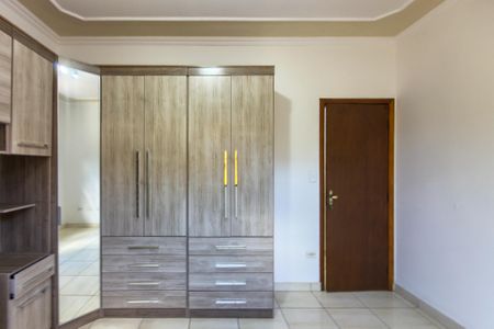 Casa para alugar com 120m², 2 quartos e 2 vagas Casa para alugar com 120m², 2 quartos e 2 vagasquarto