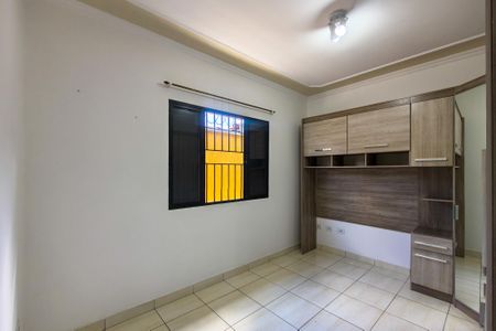 Casa para alugar com 120m², 2 quartos e 2 vagas Casa para alugar com 120m², 2 quartos e 2 vagasquarto
