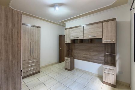 Casa para alugar com 120m², 2 quartos e 2 vagas Casa para alugar com 120m², 2 quartos e 2 vagassuite