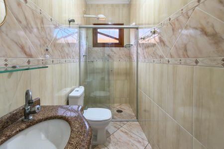 Casa para alugar com 120m², 2 quartos e 2 vagas Casa para alugar com 120m², 2 quartos e 2 vagasBanheiro