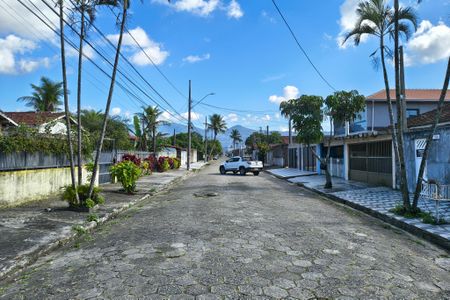 Casa para alugar com 120m², 2 quartos e 2 vagas Casa para alugar com 120m², 2 quartos e 2 vagasVista da Rua