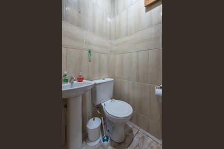 Casa para alugar com 120m², 2 quartos e 2 vagas Casa para alugar com 120m², 2 quartos e 2 vagasBanheiro 2