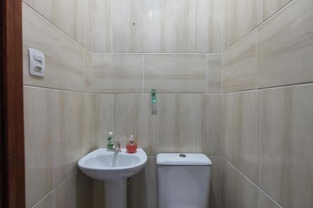 Casa para alugar com 120m², 2 quartos e 2 vagas Casa para alugar com 120m², 2 quartos e 2 vagasBanheiro 2