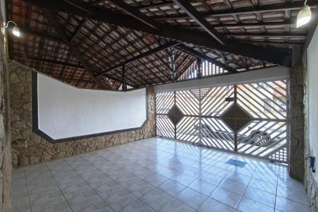 Casa para alugar com 120m², 2 quartos e 2 vagas Casa para alugar com 120m², 2 quartos e 2 vagasGaragem