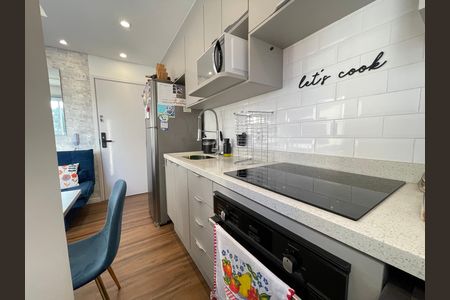 Cozinha de apartamento à venda com 1 quarto, 27m² em Vila Sonia, São Paulo