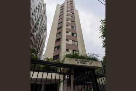 Studio à venda com 30m², 1 quarto e sem vaga Studio à venda com 30m², 1 quarto e sem vagaFachada