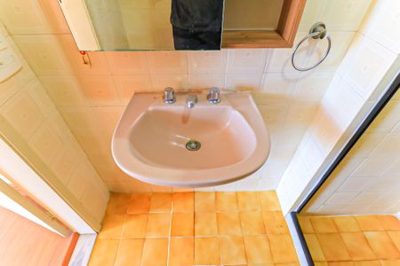 Apartamento à venda com 63m², 2 quartos e 1 vagaBanheiro da suíte 