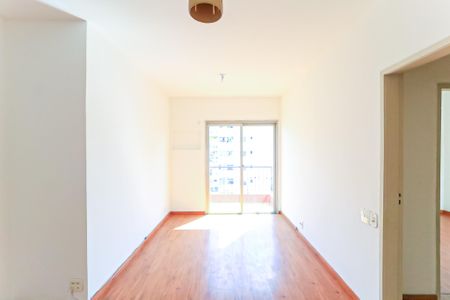 Apartamento à venda com 63m², 2 quartos e 1 vagaSala