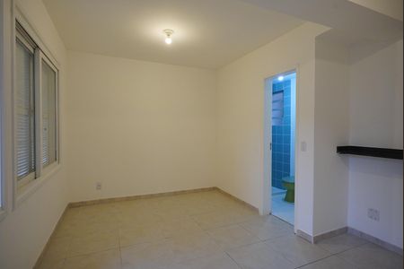 Sala de kitnet/studio para alugar com 1 quarto, 40m² em Cidade Baixa, Porto Alegre