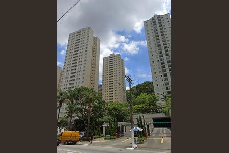 Apartamento para alugar com 81m², 3 quartos e 1 vaga Apartamento para alugar com 81m², 3 quartos e 1 vagaFachada do Prédio