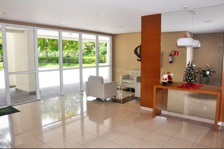 Apartamento para alugar com 81m², 3 quartos e 1 vaga Apartamento para alugar com 81m², 3 quartos e 1 vagaHall de entrada