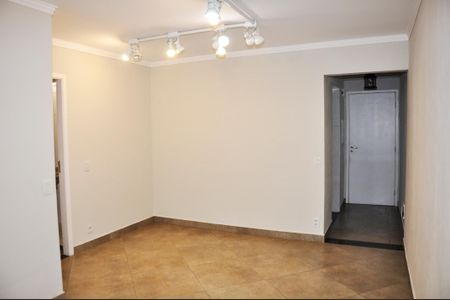 Apartamento para alugar com 81m², 3 quartos e 1 vaga Apartamento para alugar com 81m², 3 quartos e 1 vagaDetalhe - Sala e Sala de Jantar