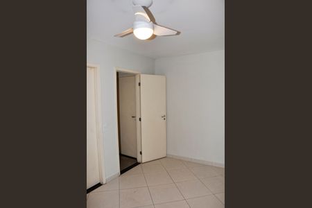Apartamento para alugar com 81m², 3 quartos e 1 vaga Apartamento para alugar com 81m², 3 quartos e 1 vagaDetalhe - Quarto 01 com Suíte