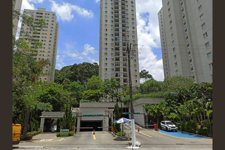 Apartamento para alugar com 81m², 3 quartos e 1 vaga Apartamento para alugar com 81m², 3 quartos e 1 vagaFachada do Prédio