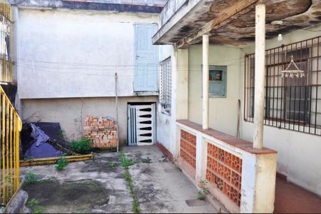 Casa à venda com 268m², 2 quartos e 1 vaga Casa à venda com 268m², 2 quartos e 1 vagaQuintal