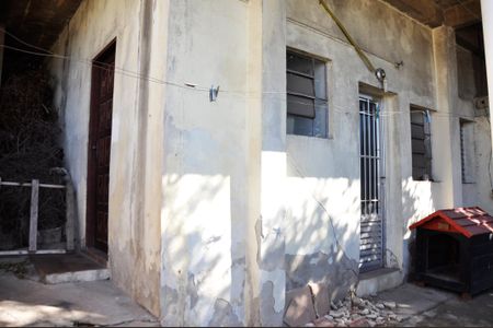 Casa à venda com 268m², 2 quartos e 1 vaga Casa à venda com 268m², 2 quartos e 1 vagaCasa 02