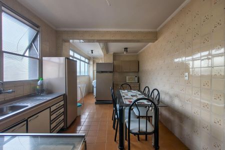 Apartamento para alugar com 108m², 3 quartos e 2 vagasCozinha 