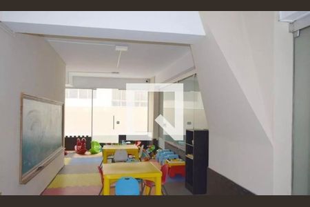 Apartamento à venda com 139m², 2 quartos e 1 vaga