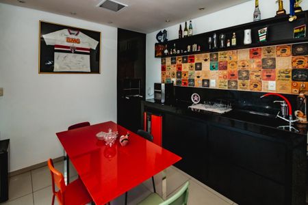 Apartamento à venda com 3 quartos, 112m² em Heliópolis, Belo Horizonte