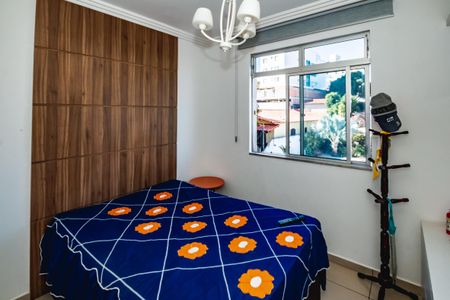Apartamento à venda com 3 quartos, 112m² em Heliópolis, Belo Horizonte