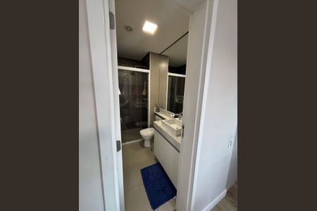 Apartamento à venda com 81m², 2 quartos e 2 vagasBanheiro