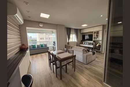 Apartamento à venda com 81m², 2 quartos e 2 vagasCozinha