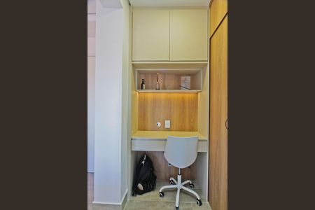 Apartamento à venda com 43m², 2 quartos e 1 vaga Apartamento à venda com 43m², 2 quartos e 1 vagaCorredor