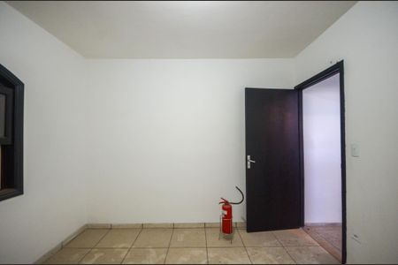 Casa para alugar com 120m², 2 quartos e sem vagaQuarto 2