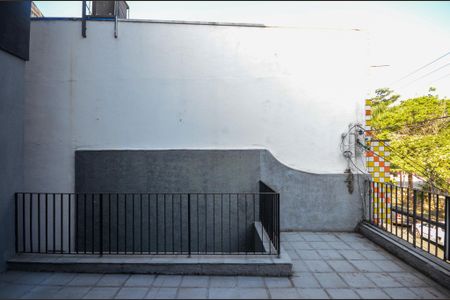 Sala - Sacada de casa para alugar com 2 quartos, 120m² em Vila Primavera, São Paulo