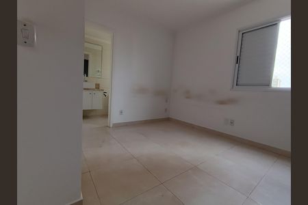 Apartamento para alugar com 72m², 2 quartos e 2 vagas Apartamento para alugar com 72m², 2 quartos e 2 vagasQuarto
