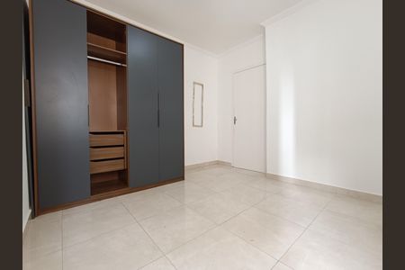 Apartamento para alugar com 72m², 2 quartos e 2 vagas Apartamento para alugar com 72m², 2 quartos e 2 vagasQuarto