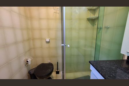 Casa para alugar com 215m², 3 quartos e 3 vagas Casa para alugar com 215m², 3 quartos e 3 vagasBanheiro Suíte