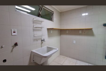 Casa para alugar com 215m², 3 quartos e 3 vagas Casa para alugar com 215m², 3 quartos e 3 vagasÁrea de Serviço