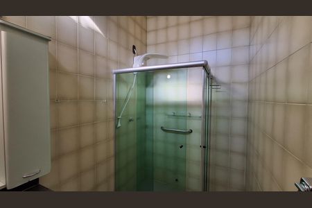 Casa para alugar com 215m², 3 quartos e 3 vagas Casa para alugar com 215m², 3 quartos e 3 vagasBanheiro Social