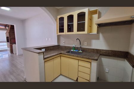 Casa para alugar com 215m², 3 quartos e 3 vagas Casa para alugar com 215m², 3 quartos e 3 vagasCozinha