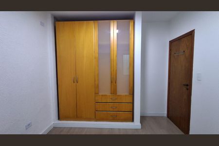 Casa para alugar com 215m², 3 quartos e 3 vagas Casa para alugar com 215m², 3 quartos e 3 vagasSuíte
