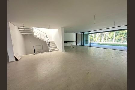 Casa de Condomínio à venda com 4 quartos, 828m² em Chácara Santo Antônio, São Paulo