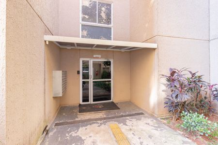 Apartamento para alugar com 42m², 2 quartos e sem vaga Apartamento para alugar com 42m², 2 quartos e sem vagaEntrada Bloco