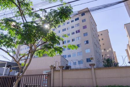 Apartamento para alugar com 42m², 2 quartos e sem vaga Apartamento para alugar com 42m², 2 quartos e sem vagaFachada