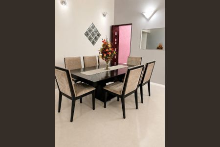 Casa à venda com 160m², 4 quartos e 4 vagasQuarto