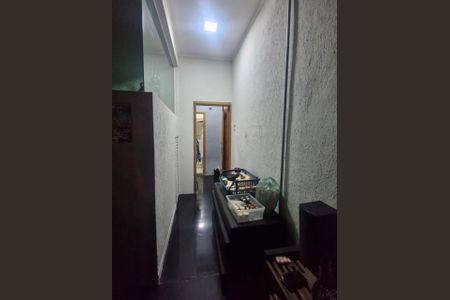 Casa à venda com 160m², 4 quartos e 4 vagasCorredor